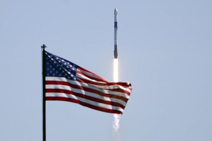 SpaceX launches 3 visitors to the space station for $55M each